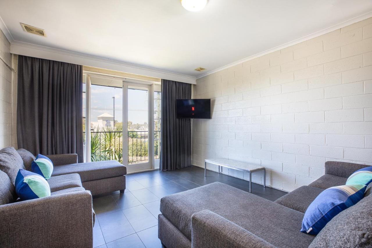 The Mulgrave Motel 외부 사진